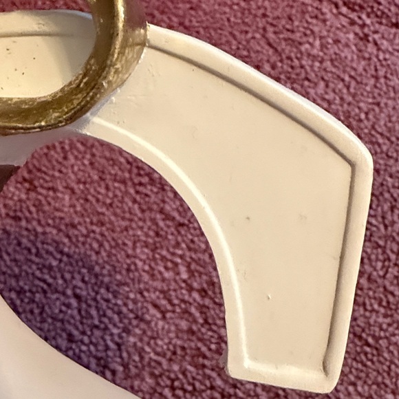 White and Gold Decorative Letter S with bow - Picture 2 of 4